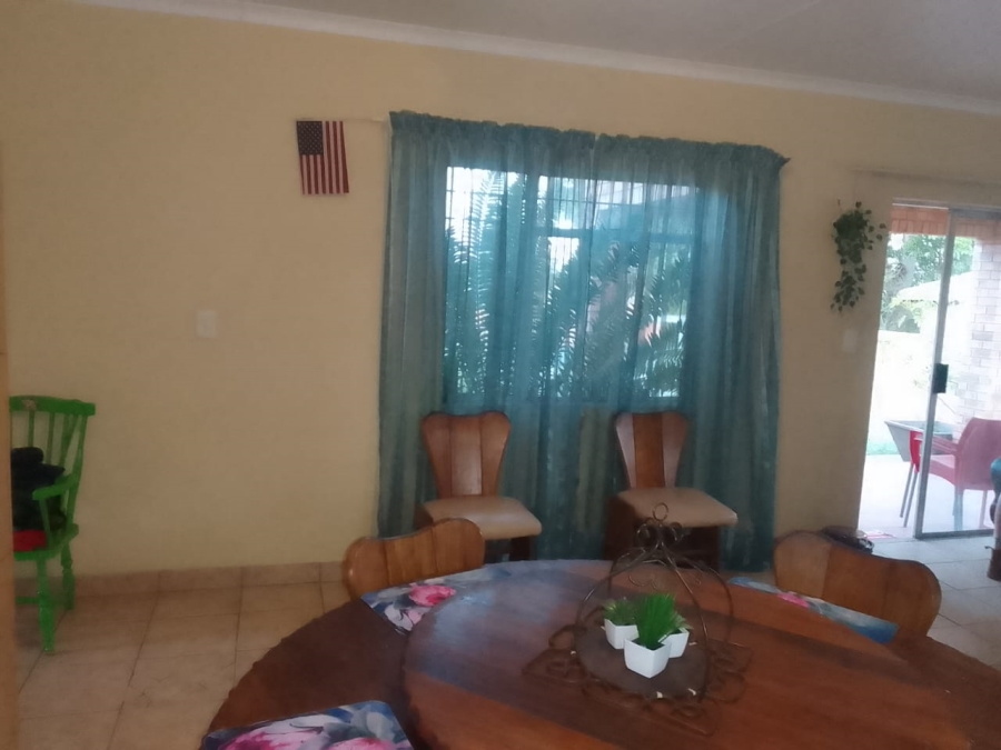 3 Bedroom Property for Sale in Azalea Park North West